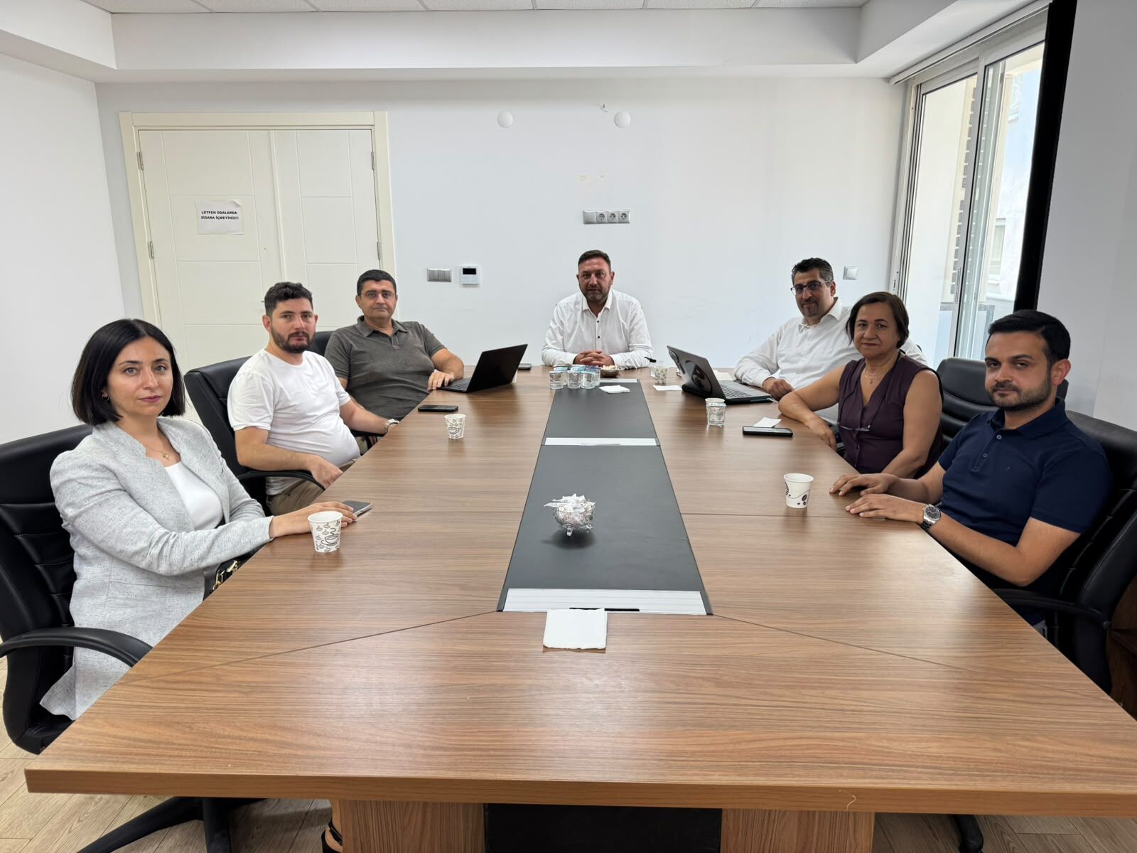 CHP İzmir’de ‘operasyon’ alarmı: Gümrükçü hukukçularla toplandı!