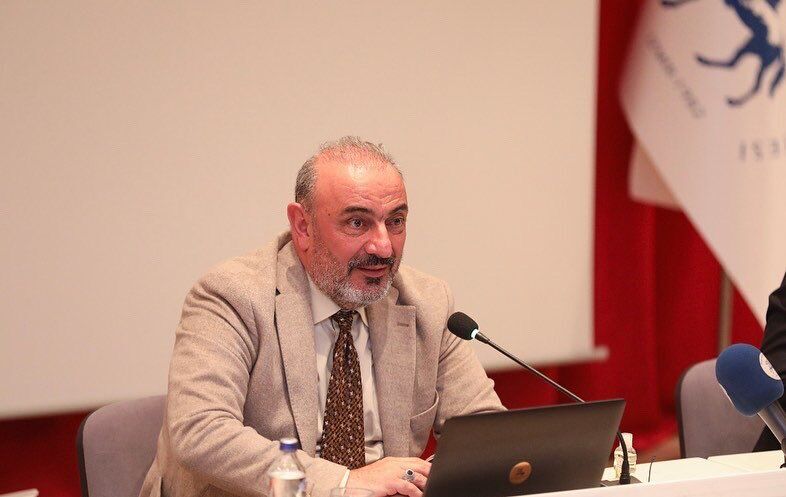 AKP’li eski rektör tarafından atanmıştı: DEÜ’de intihal skandalı!