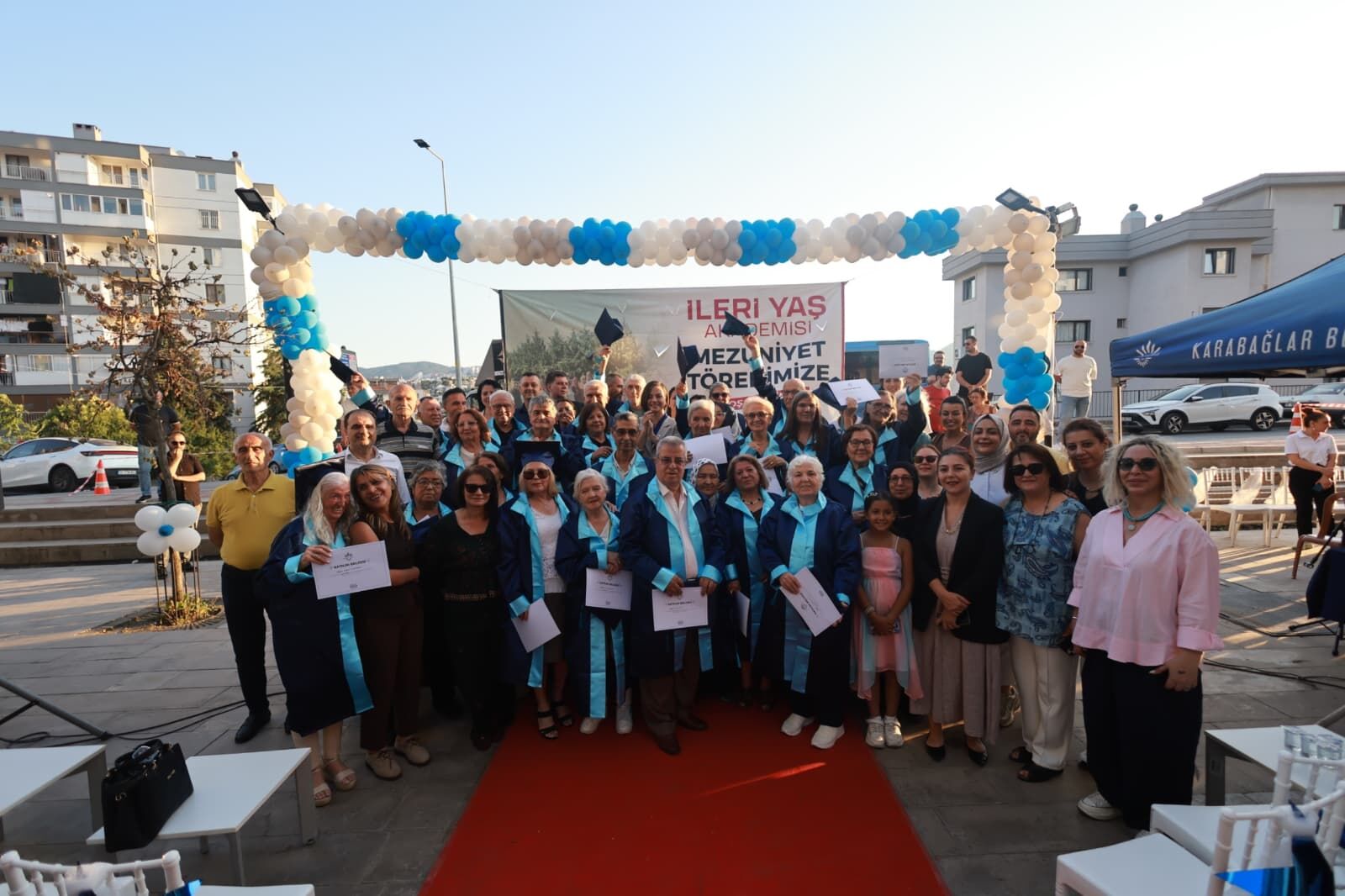 Karabağlar İleri Yaş Akademisi (2)