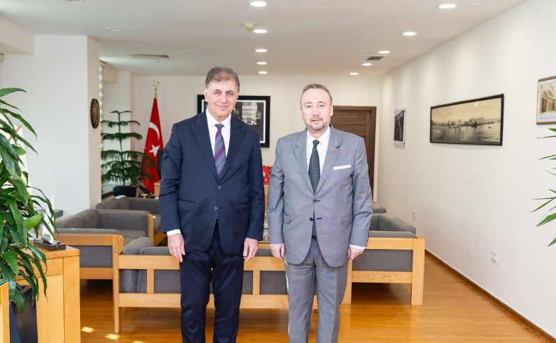 Özkan Yalım Cemil Tugay (1)