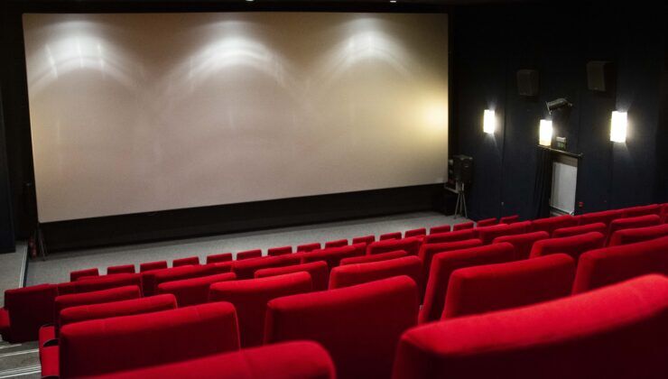 Sinema Salonu Mu Dijital Platformlar Mi 9Koy 740X420