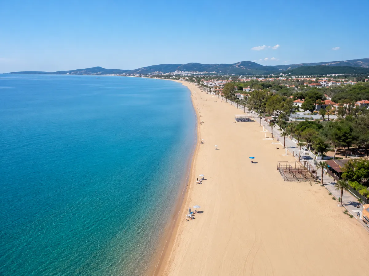 Kızgın kumlardan serin sulara: İzmir’in en güzel plajları