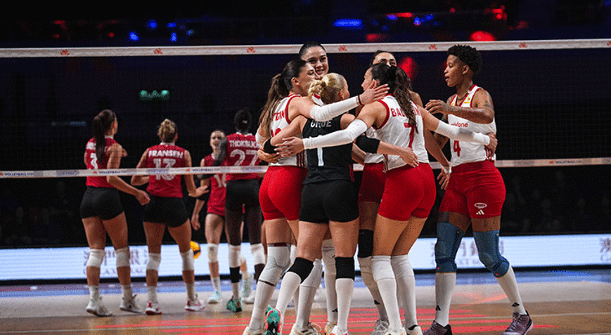 Milletler Ligi’nde Kanada’yı geçtik: Filenin Sultanları yarı finalde!