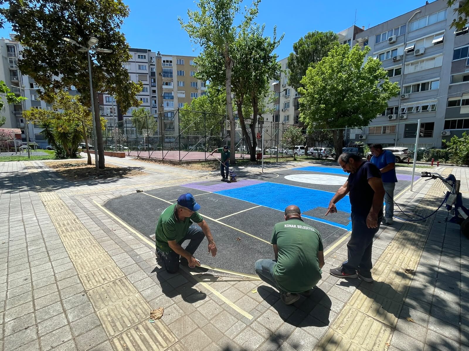 Başkan Mutlu çocuklara verdiği sözü tuttu: Mehmet Ali Akman Parkı’na voleybol sahası