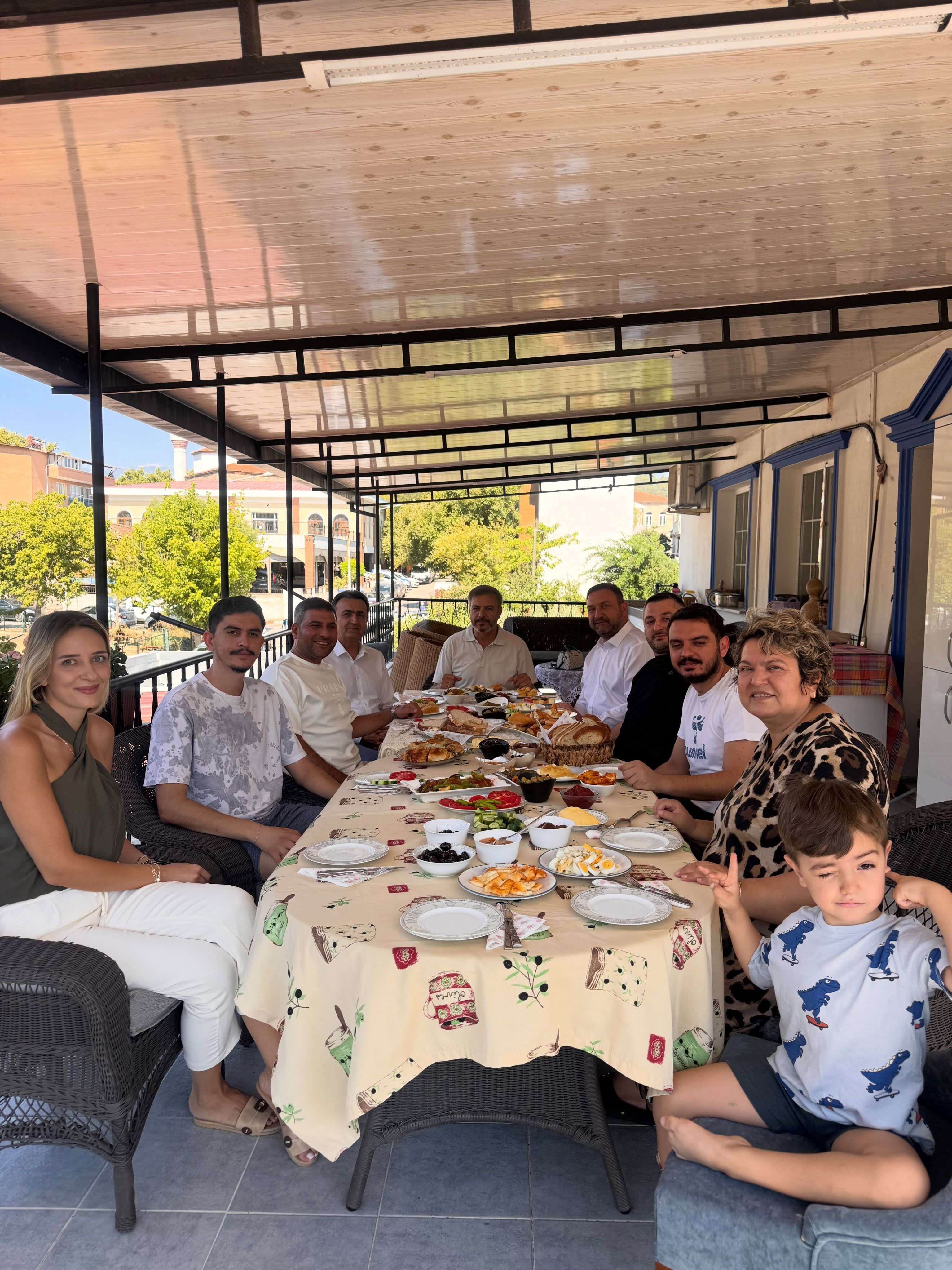 CHP İzmir’den Yukarıkızılca çıkarması: Başkan Gümrükçü ‘madene hayır’ mitingine katıldı!