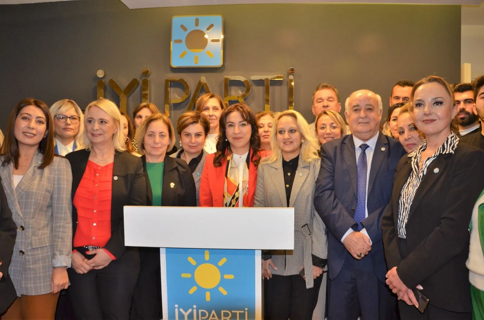 Siyasette kadın imzası: Göreve geldikten sonra kadın üye sayısı arttı