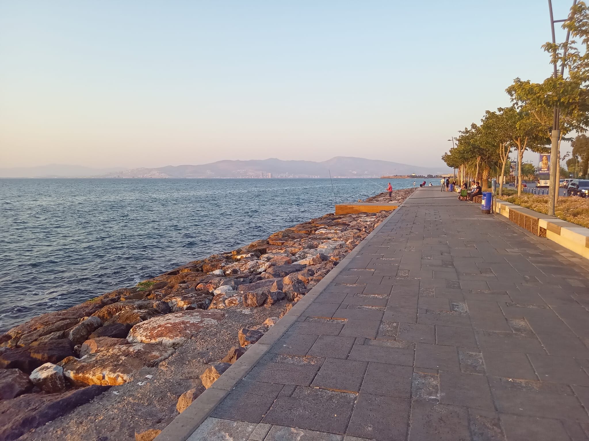 İzmir'in ilçeleri sanıldığı gibi değil Arada 400 kat var var!