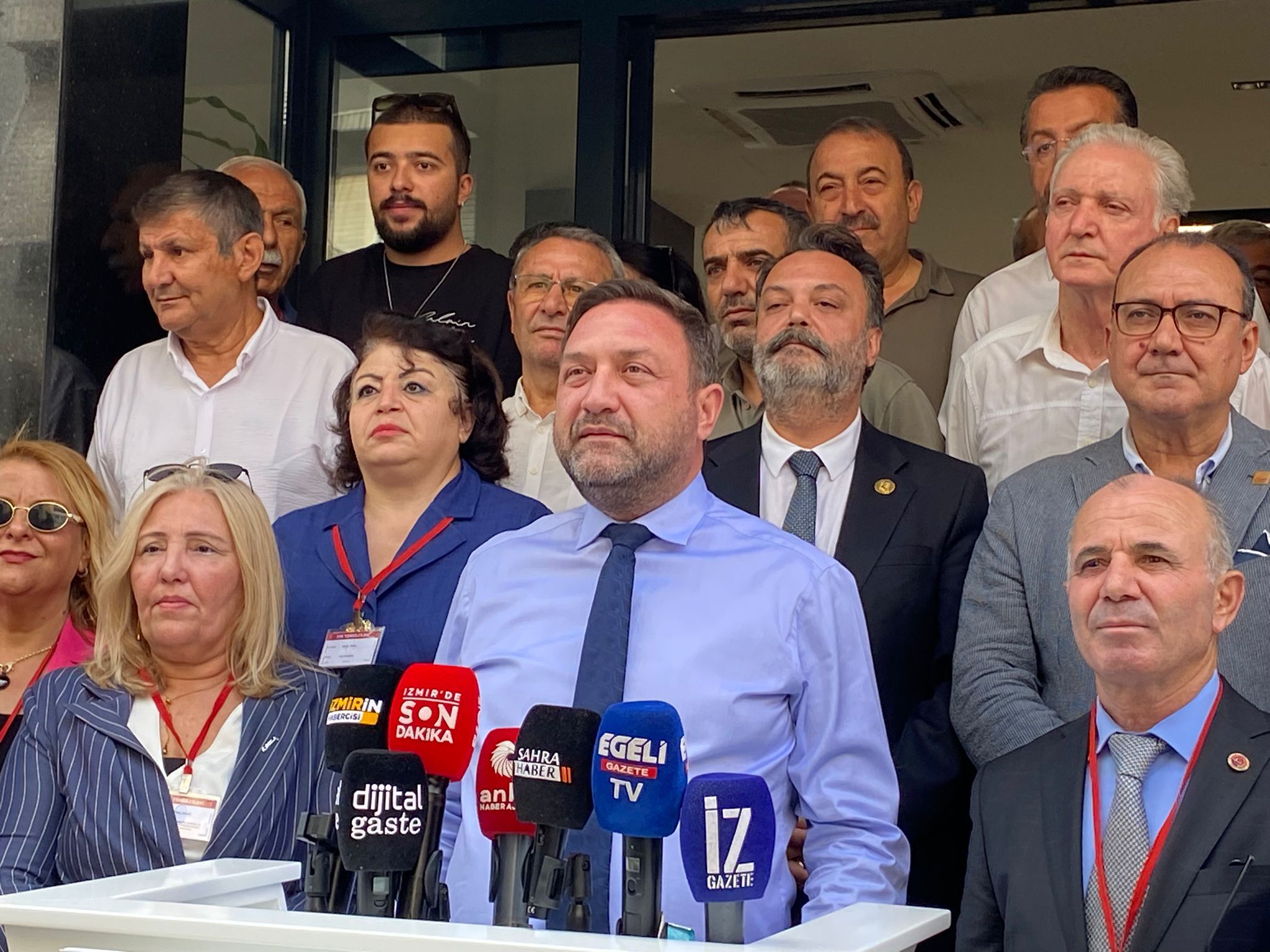 Kılıçdaroğlu’nun İzmir ziyareti öncesi 125 STK’dan CHP’ye destek… Gümrükçü, programın detaylarını açıkladı