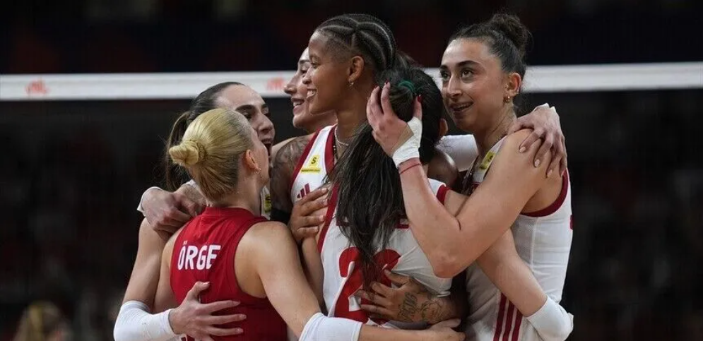 A Milli Voleybol Filenin Sultanları