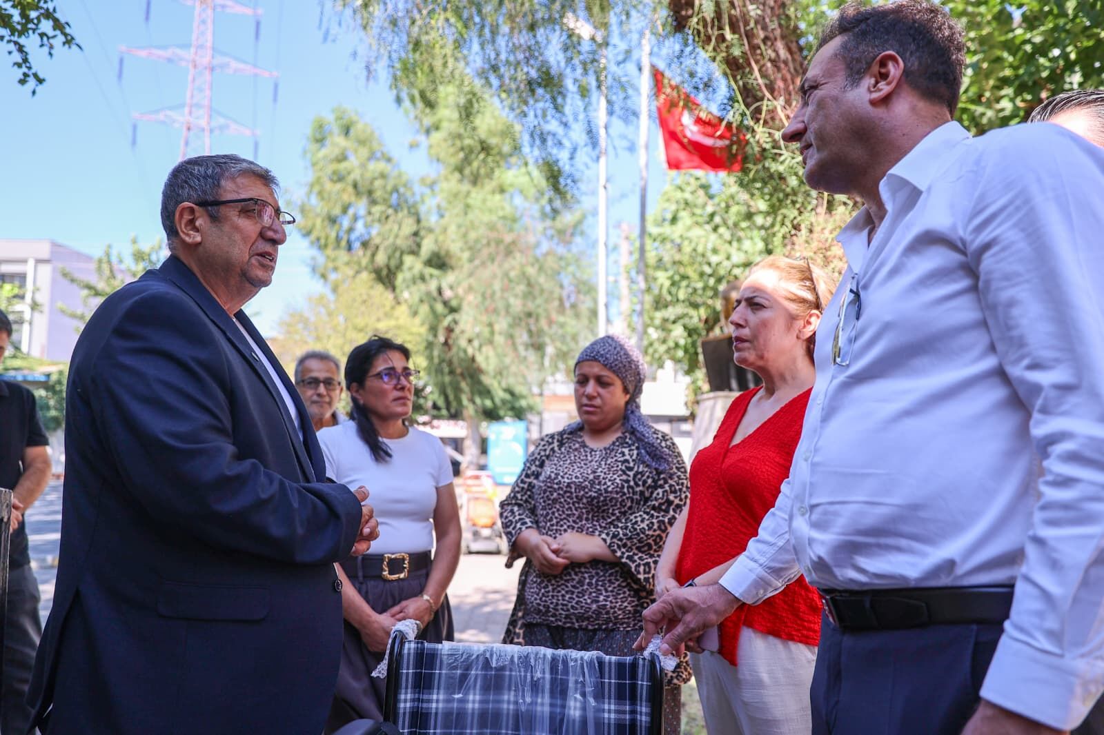 Buca’da plastik kapaklar dayanışmaya dönüştü-1