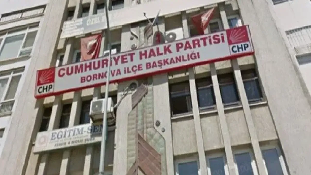 CHP Bornova’da görev değişimi: Hüseyin Alkaç ilçe başkanlığına getirildi