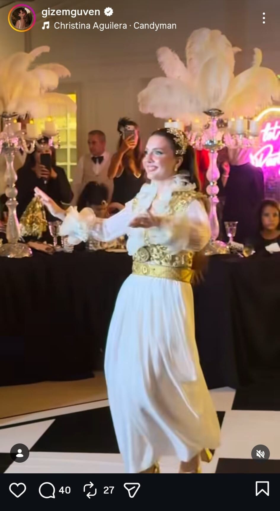 Ekip toplandı... Selena'nın Nazlı'sı evleniyor!-2