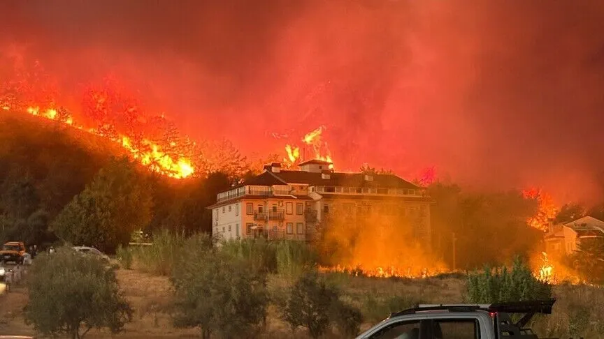 Fethiye’de orman yangını: Büyük ölçüde kontrol altına alındı!