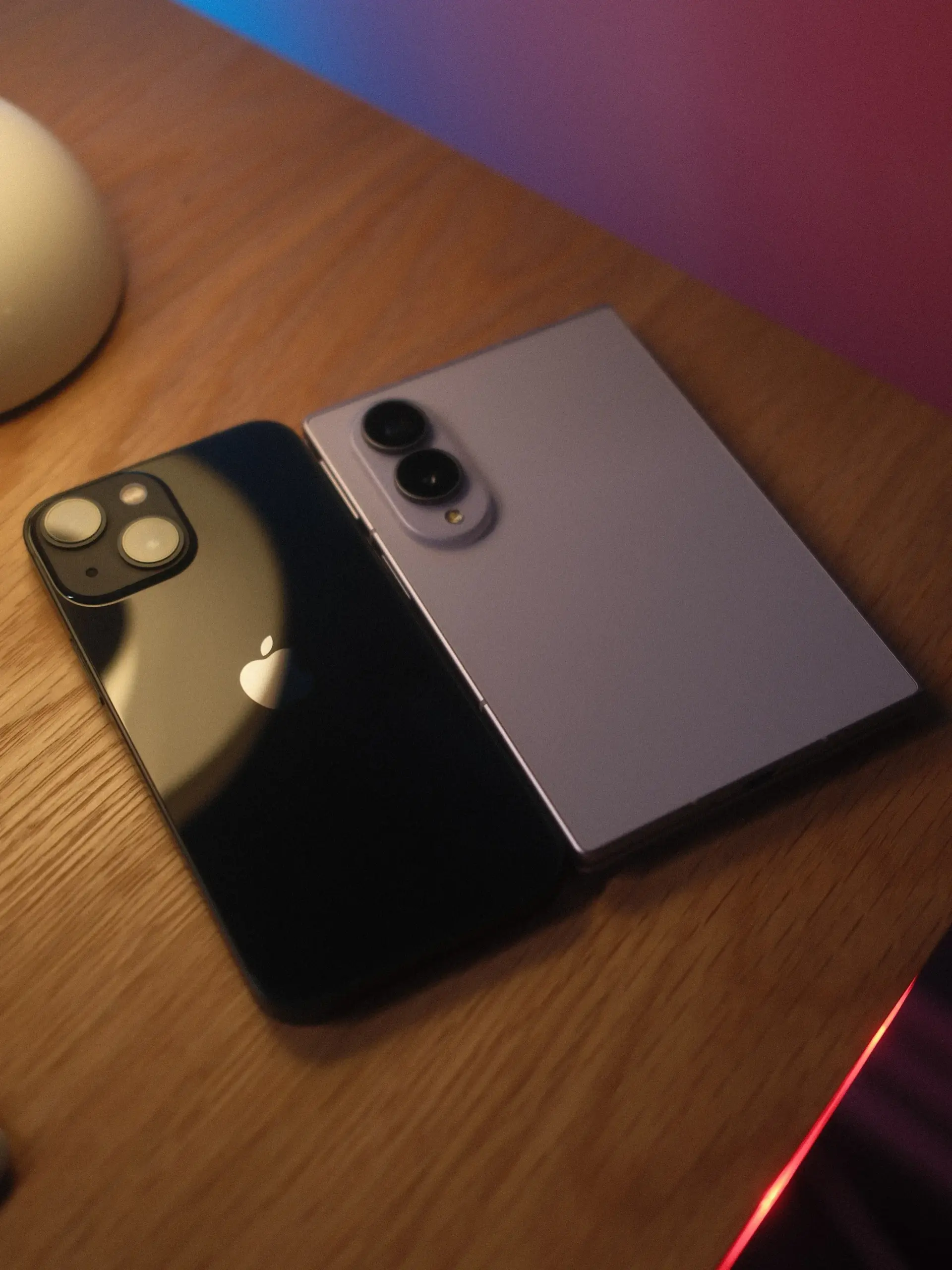 Caviar katlanabilir iPhone ultra Servet değerinde altın ve titanyum kaplamalı modellerin fiyatları
