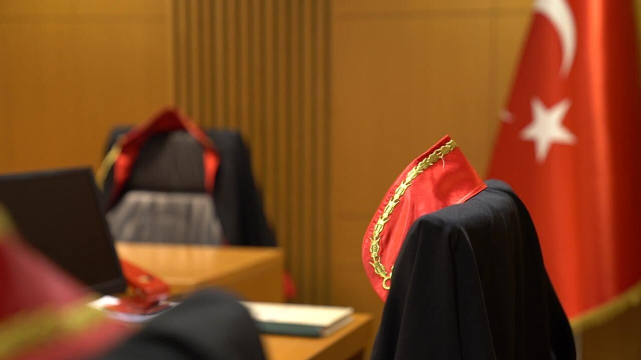 İzmir’de hakime tehdit mesajı: Hedef sen olursun dedi, serbest bırakıldı