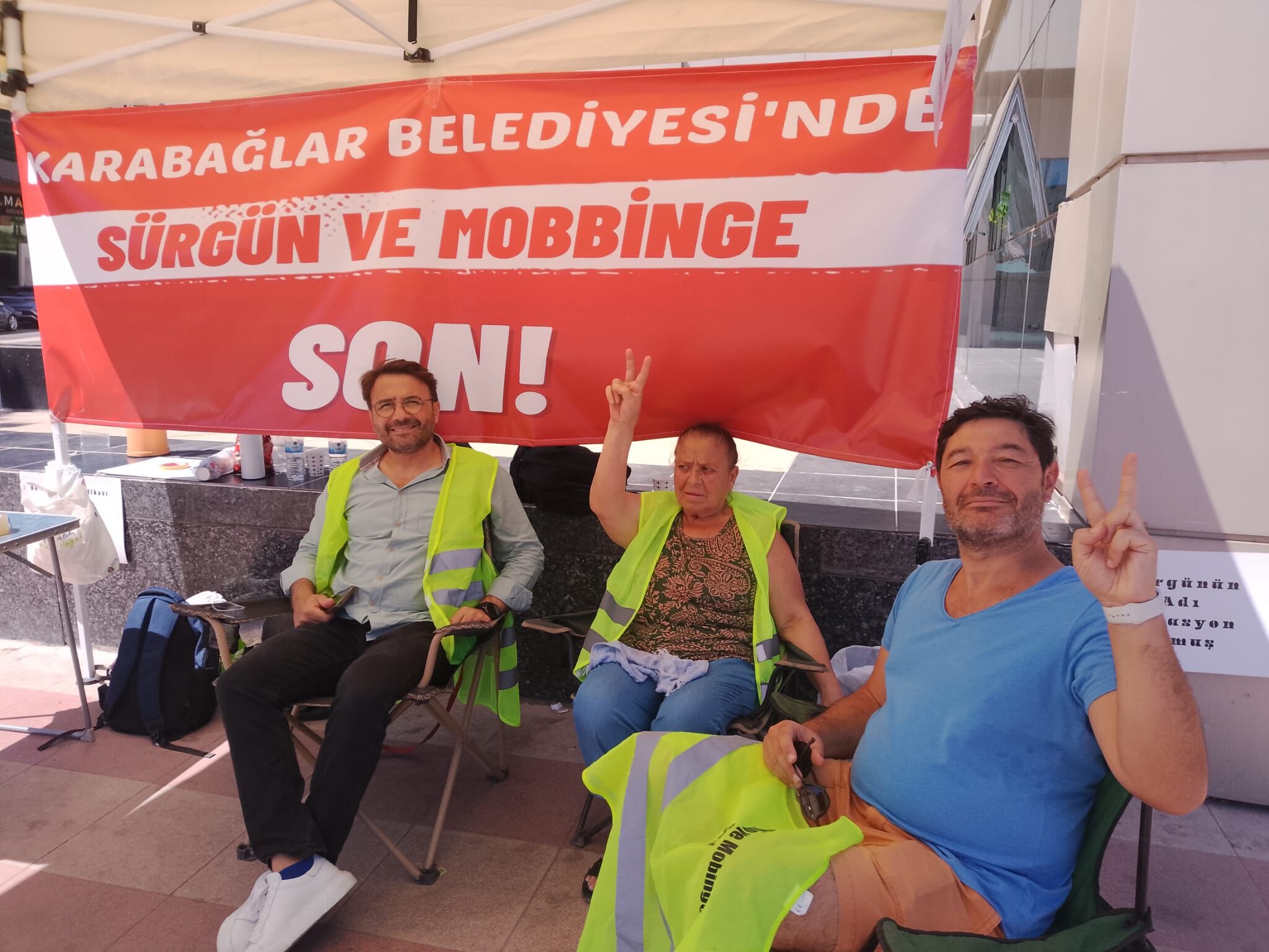 Karabağlar Belediyesi’nde ‘sürgün’ krizine ortak tepki: Murat Mengirkaon’a  sanatçı ve aydınlardan destek
