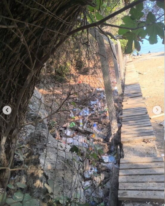 Kuşadası’nın göz bebeğin Milli Park'ta utandıran görüntüler… Tuvaletler tıkandı, çöpler birikti!-2