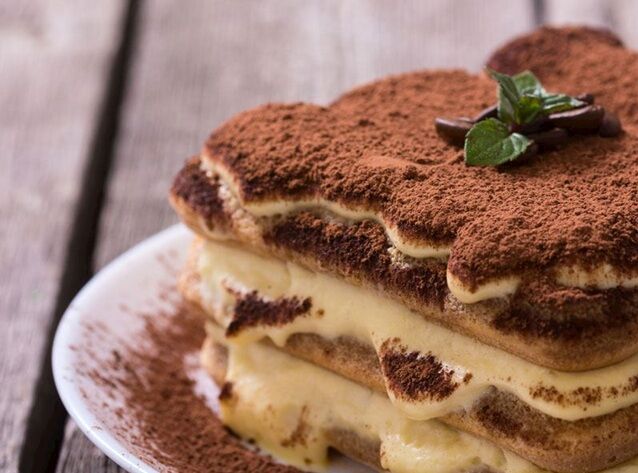 Fırın yok, pişirme yok… Tiramisu sevenler bu tarifi çok sevecek!-1