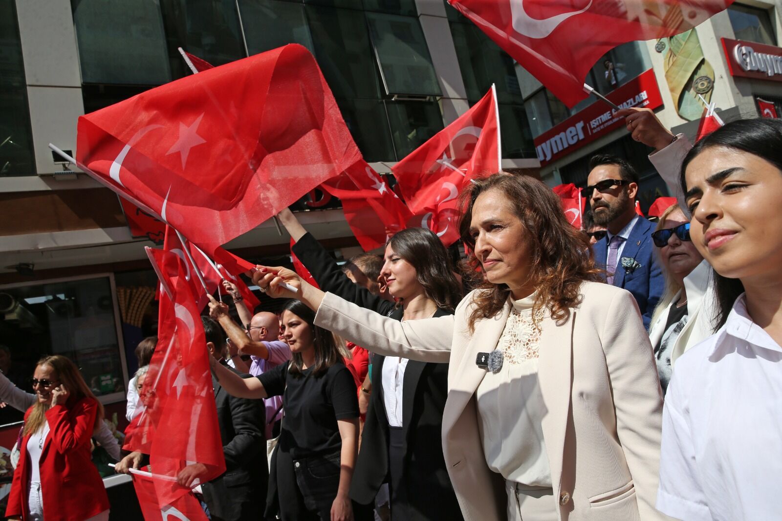 Karşıyaka’da gençlerin yeni buluşma noktası: Genç Yaka!