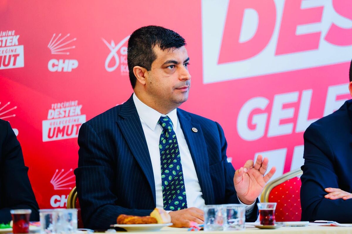 CHP'li Demir'den ‘zincir market’ soruları: İnsan onuruna aykırı sistemi Bakanlık denetlemiyor mu?
