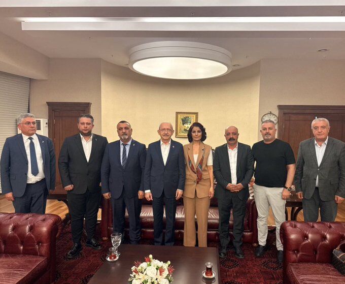 Kılıçdaroğlu, Alevi örgütlerinin genel başkanlarını ağırladı