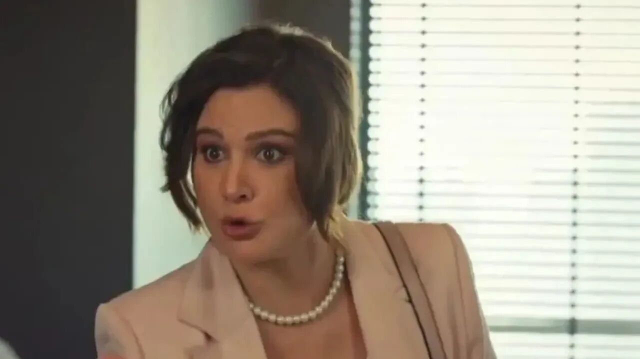 Yahşi Cazibe’nin 'Simge'si Hande Katipoğlu ekranlara döndü-1
