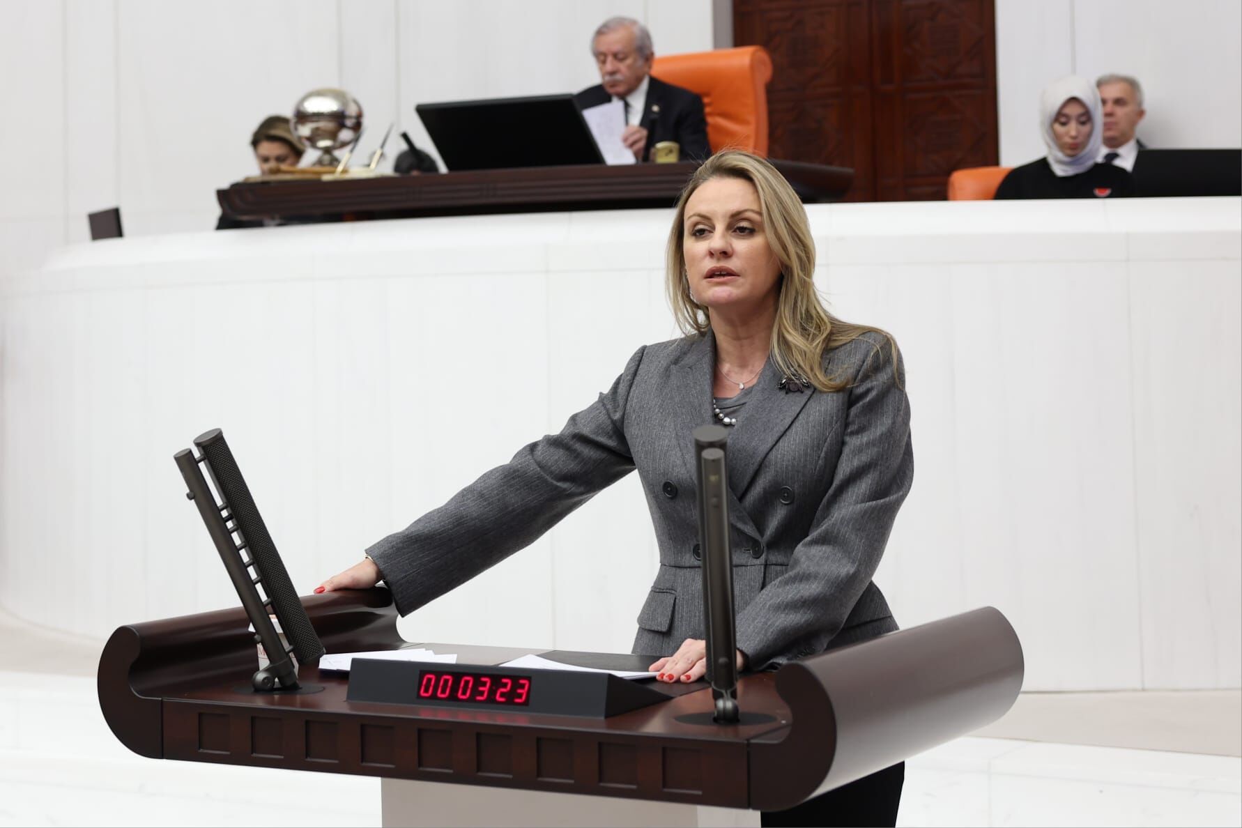 YENİ Partili Ösen’den İEF eleştirisi: Düşüşü samimiyetle sorgulamalıyız