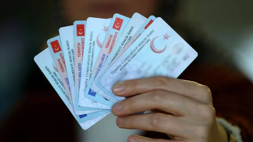 Suriyelere ‘vatandaşlık’ veriyorlardı… İzmir’de ‘usulsüz kimlik’ operasyonu