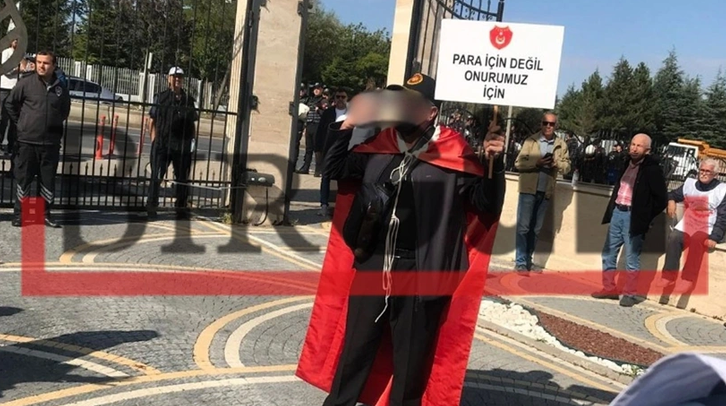 Intihar Emekli Ali Şekeroğlu