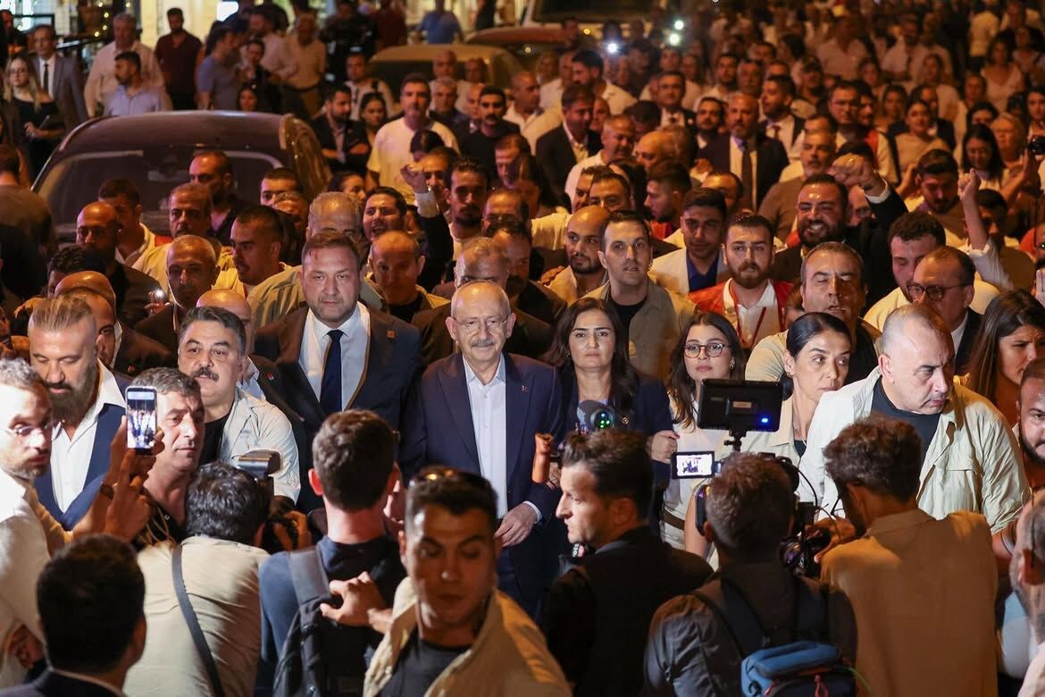 Gümrükçü’den yoğun program sonrasında tek cümlelik mesaj: İzmir CHP’dir CHP kalacak!