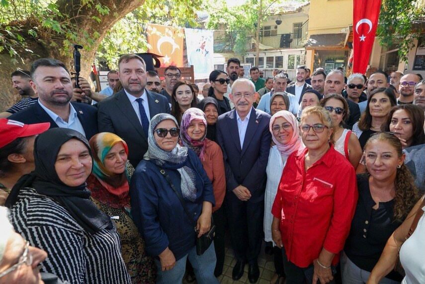 Gümrükçü’den yoğun program sonrasında tek cümlelik mesaj: İzmir CHP’dir CHP kalacak!