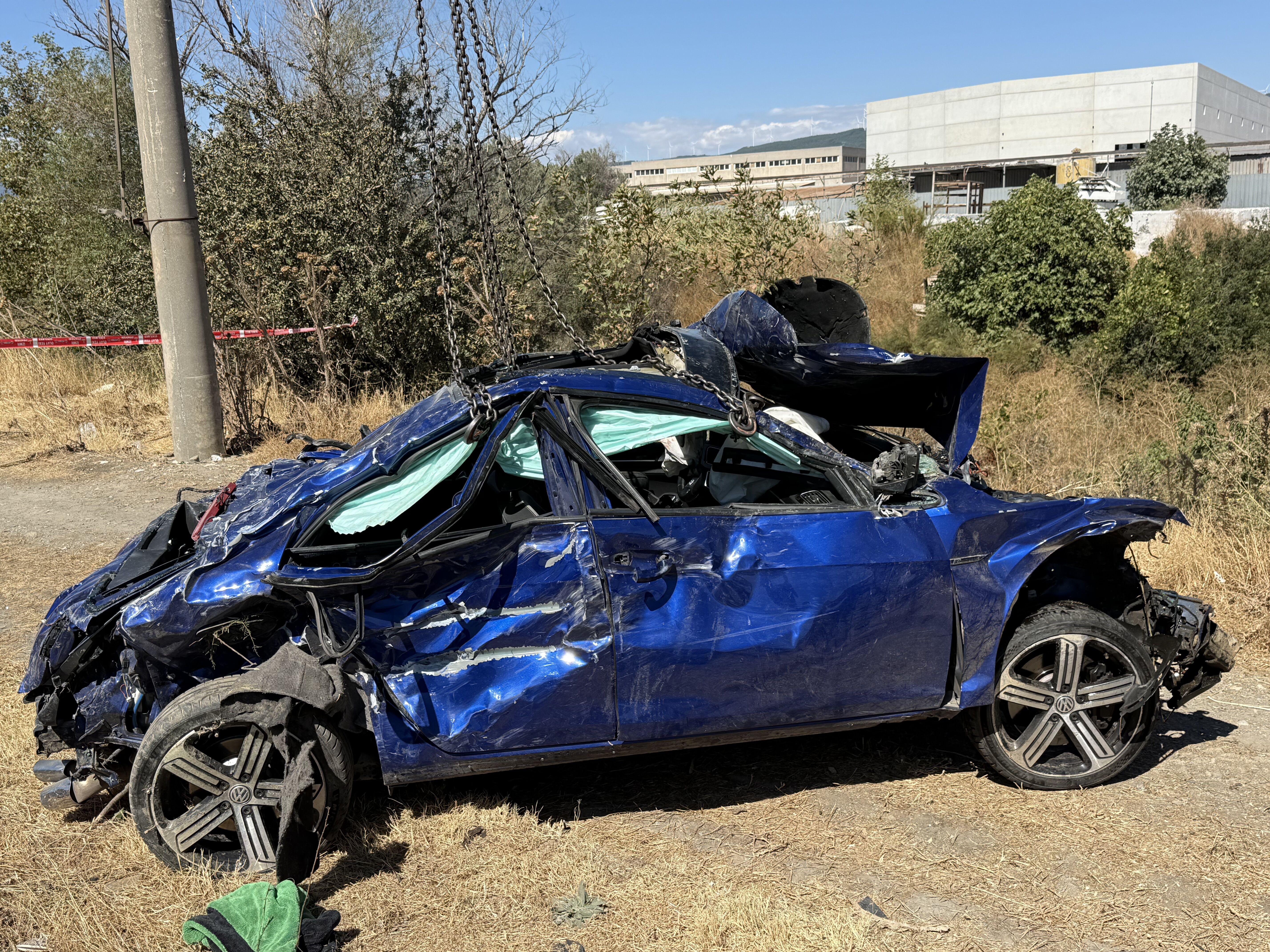 İzmir’de sürücü direksiyon hakimiyetini kaybetti, acı haber geldi