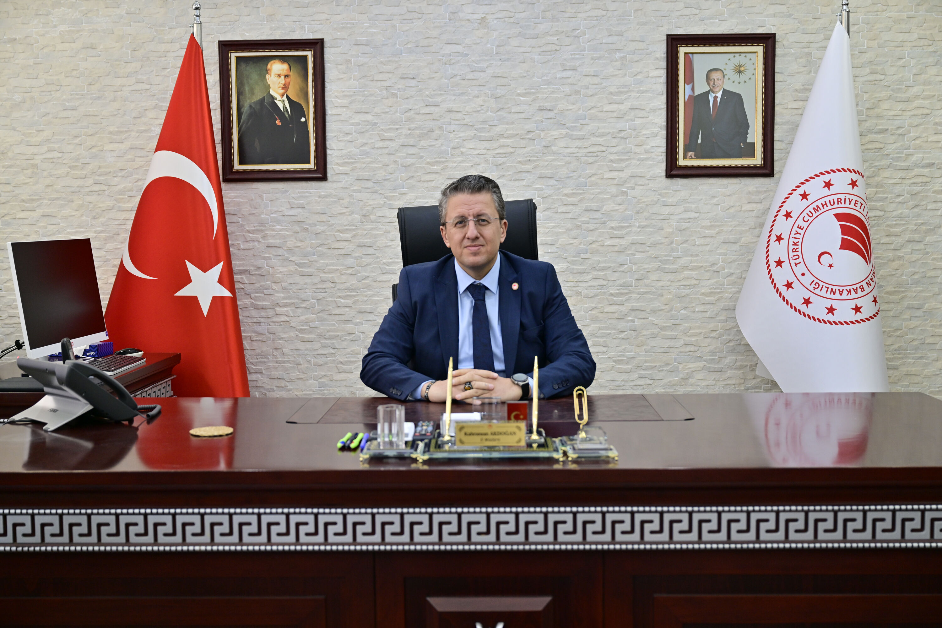 Kahraman Akdoğan