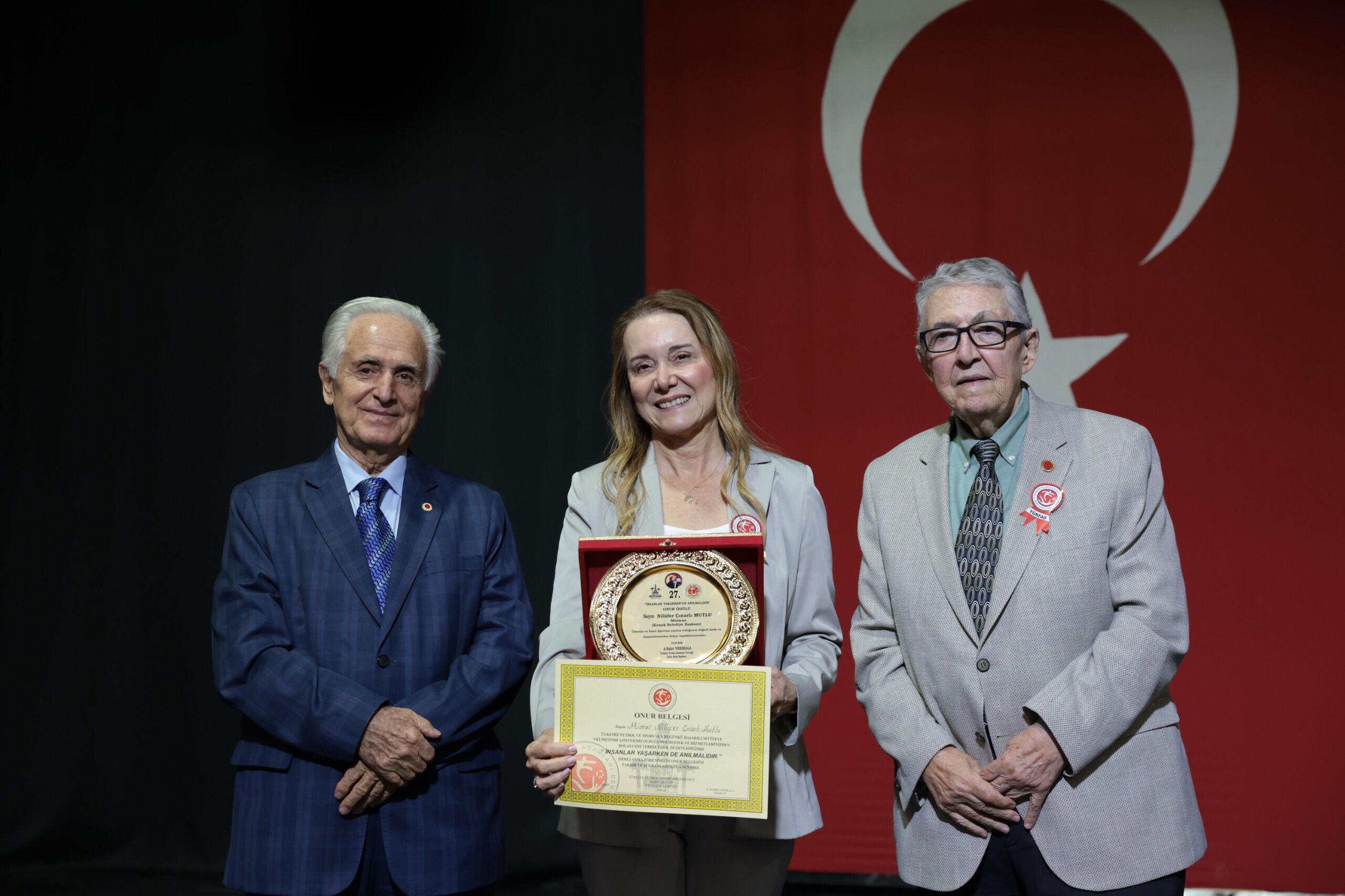 Konak’ta sporun emektarlarına vefa gecesi: İyi ki varsın demek için geç kalmayalım
