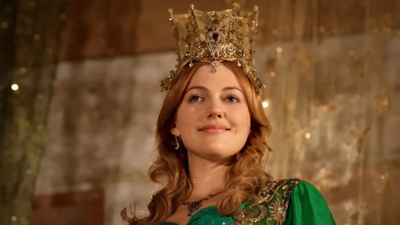 Muhtesem Yuzyilin Hurrem Sultani Meryem Uzerli Kimdir1