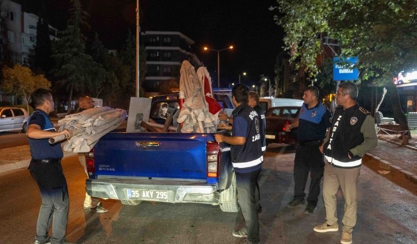 Fırınlar tek tek incelendi... Bornova’da gece yarısı zabıta operasyonu-1