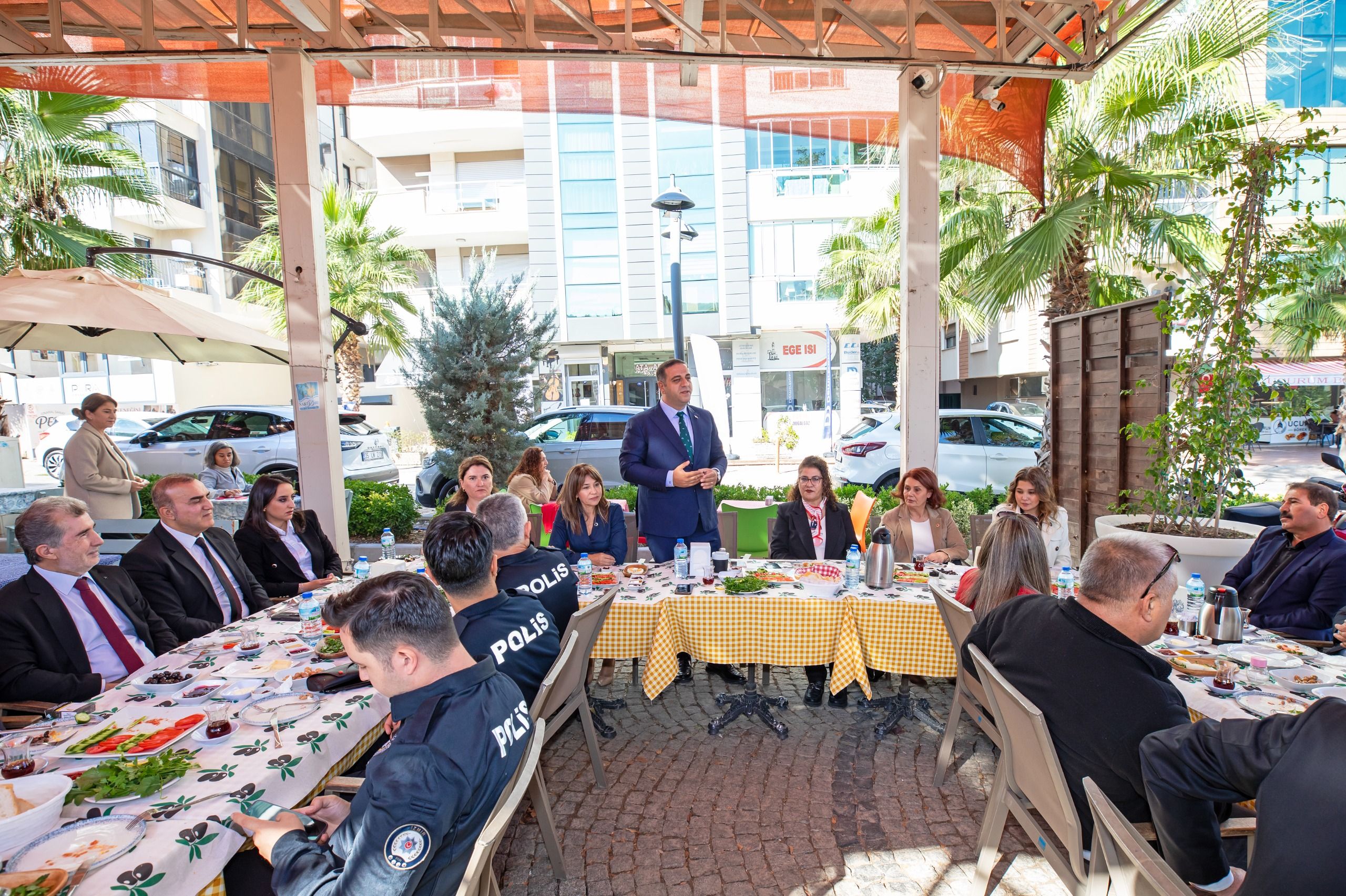 Narlıdere’de Muhtarlar Günü buluşması: Talepler masaya yatırıldı