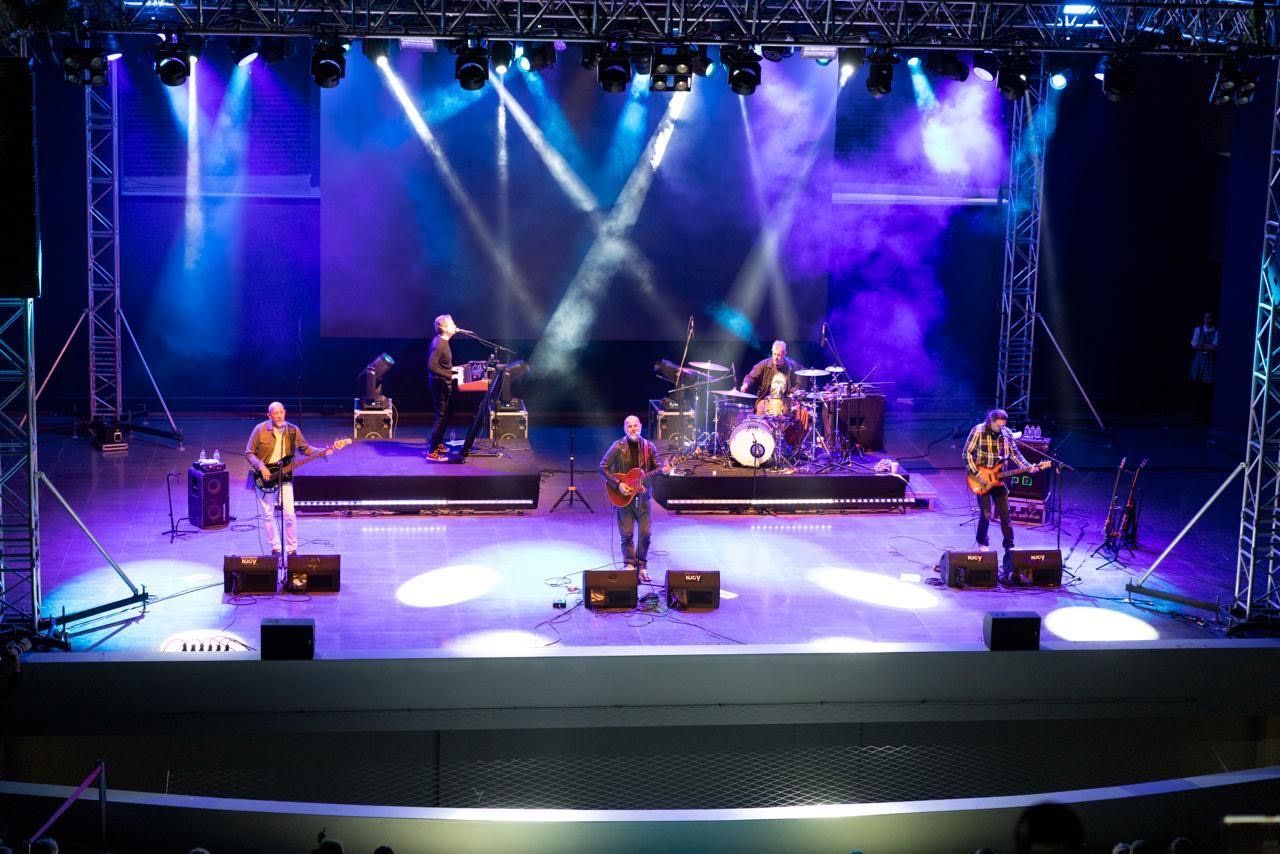 Kutlamalar gün boyu sürdü: Balçova’da Cumhuriyet’e Yüksek Sadakat!