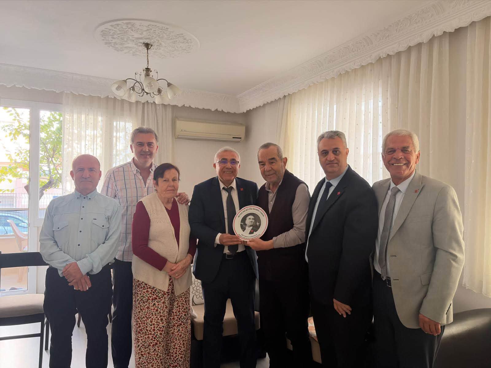 CHP’li Demirsoy’dan partinin çınarına ziyaret
