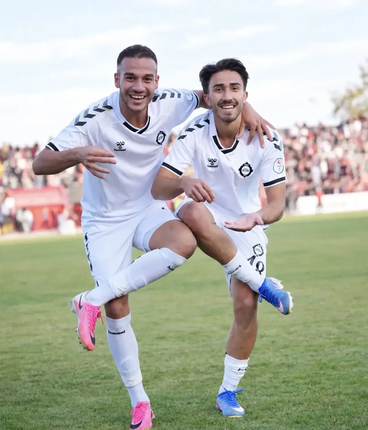Olaylı Uşakspor maçının Altay’a faturası belli oldu: İsa 3, Onur 1 maç yok!