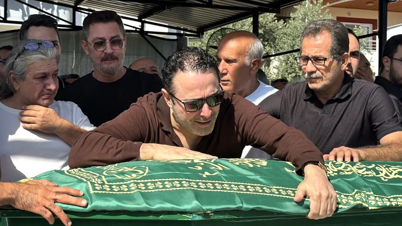 Atilla Taş'ın acı günü: Kızını son yolculuğuna uğurladı
