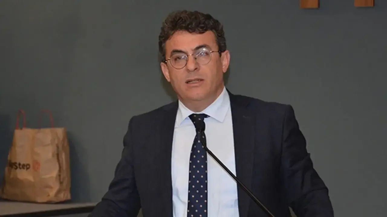 Soyer’in avukatı Aydın’dan dikkat çeken çıkış: İzBB iddia makamının yanında yer aldı