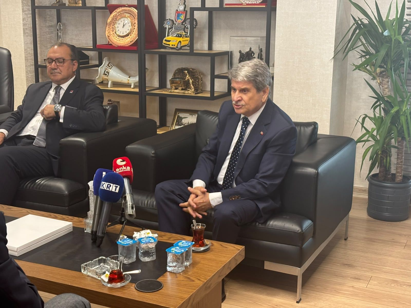 Aytun Çıray 3