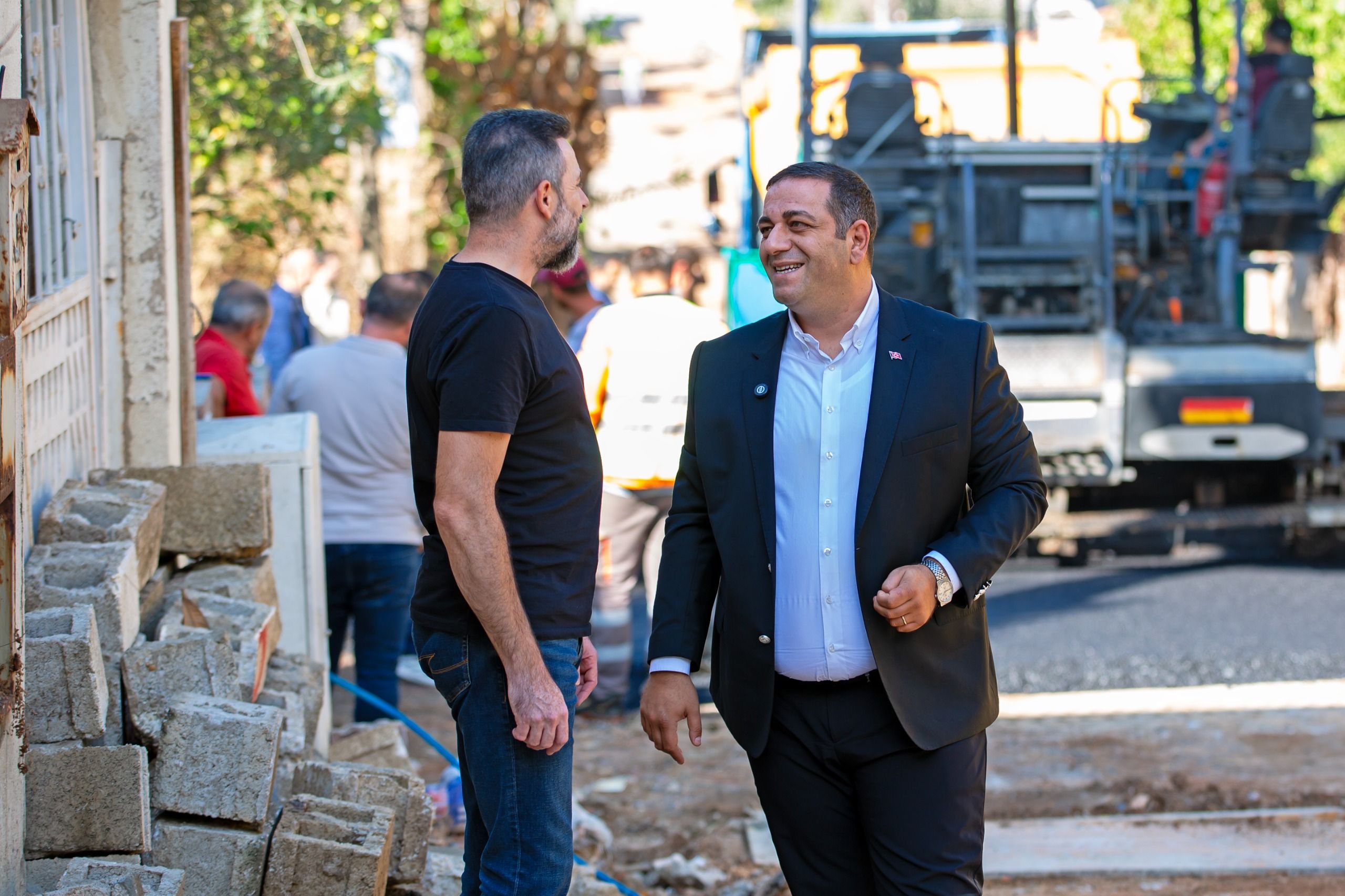 Başkan Erman Uzun'dan Li̇manrei̇s Mahallesi̇'nde Asfalt Seri̇m İncelemesi̇ (3)