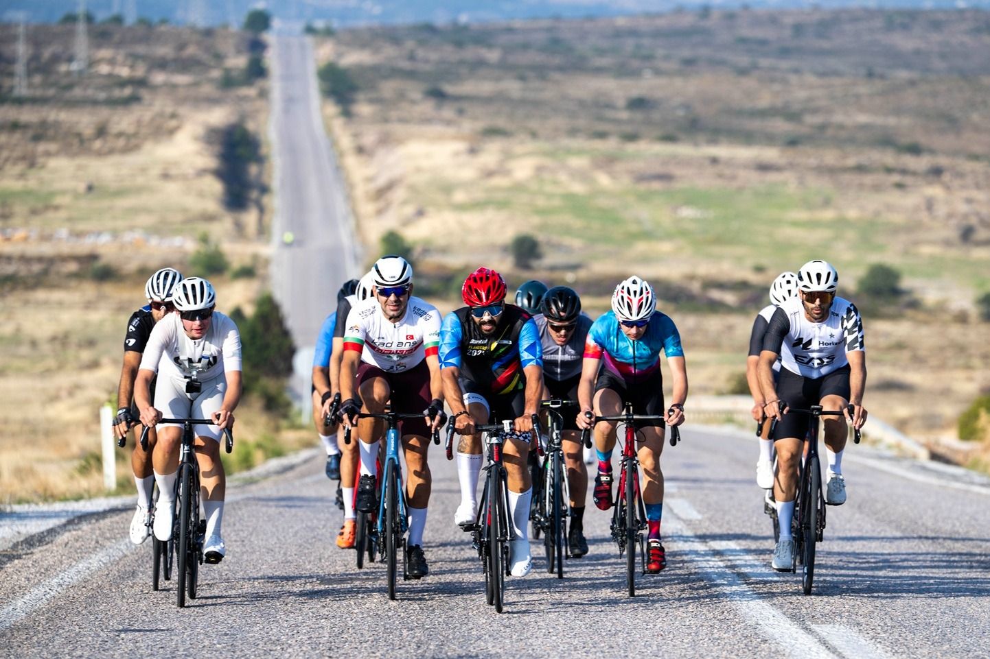Veloturk Gran Fondo Bisiklet Yarışı Çeşme'de tamamlandı