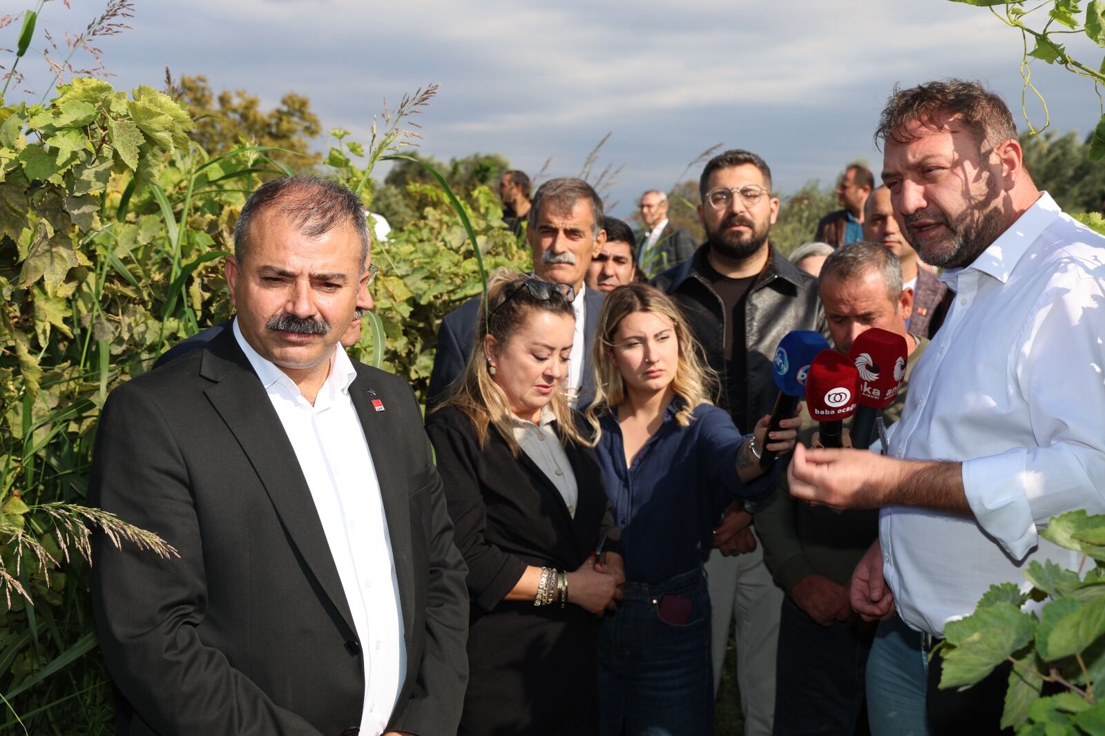 CHP’li Gümrükçü'den Menemen çıkarması: Tatlı üzümde acı fiyat olmaz
