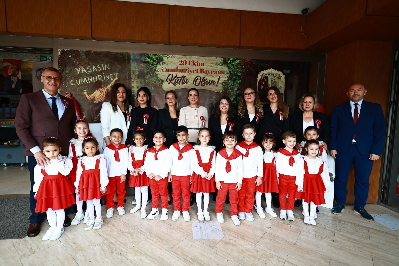 Çocuk Bi̇ri̇mleri̇ 29 Eki̇m Kutlamasi (4)