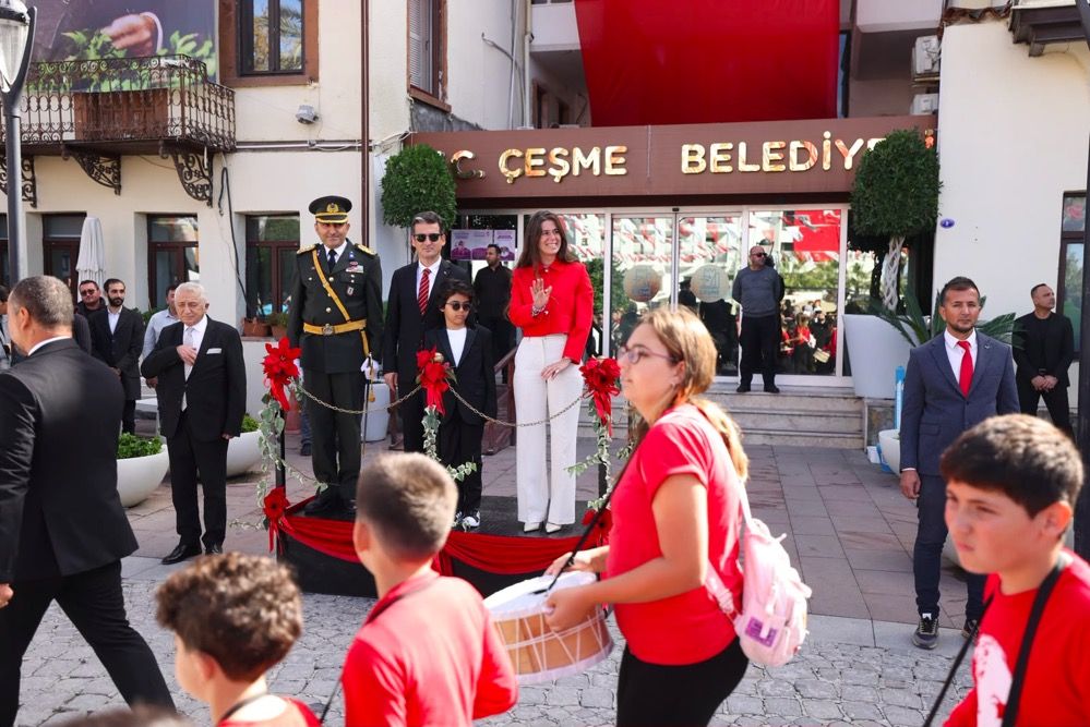 Cumhuriyetin 103. Yılı Çeşme’de Büyük Coşkuyla Kutlandıphoto 2026 10 29 13 27 12