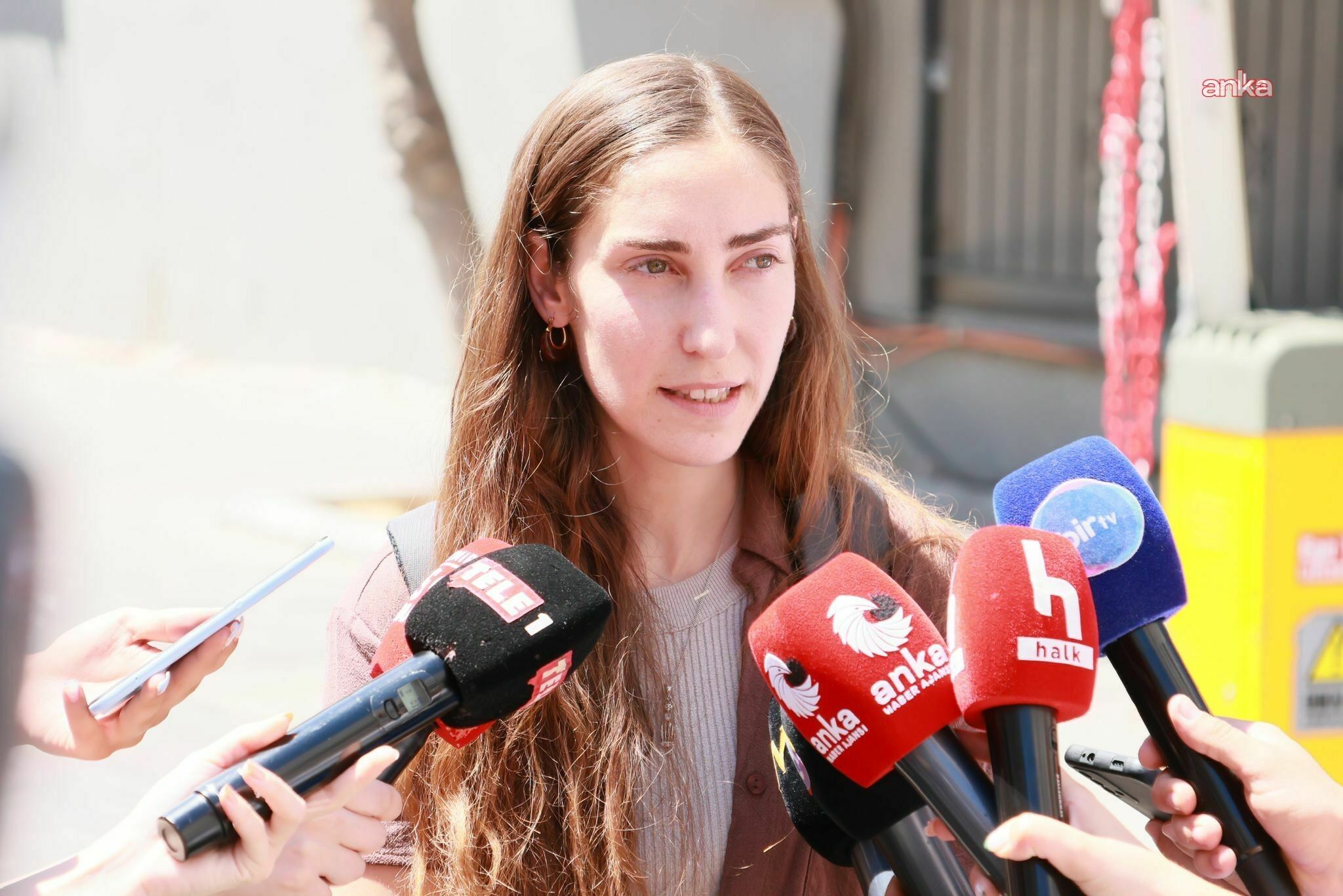 Defne Soyer’den dikkat çeken açıklama: Tunç Soyer '0 lira' sebebiyle tutuklu
