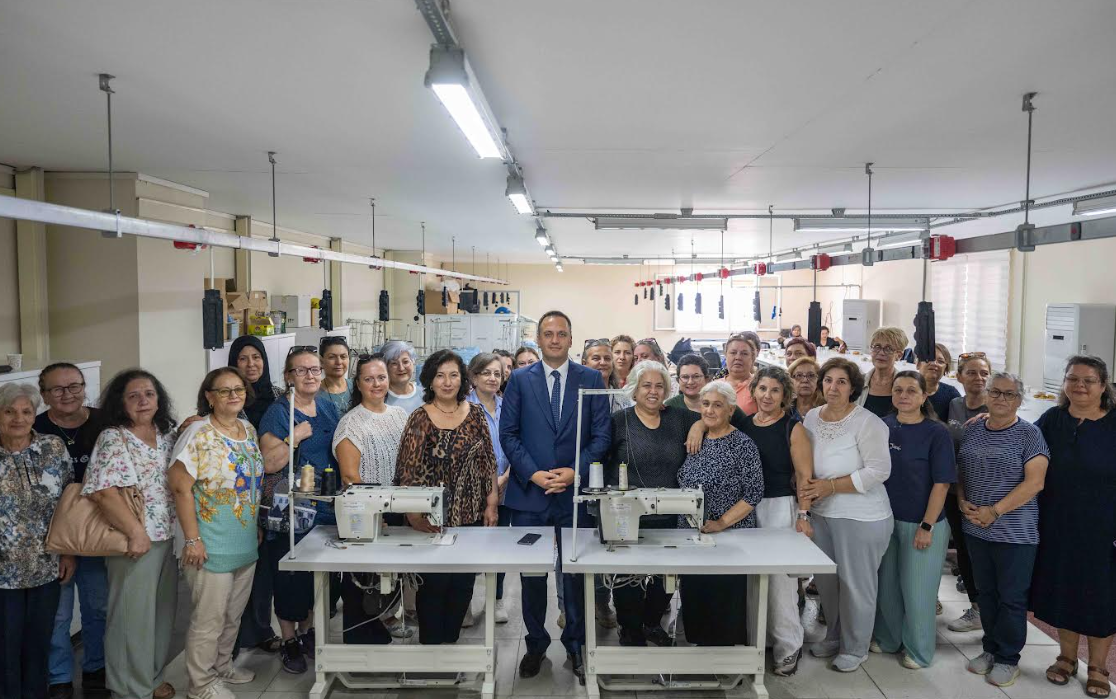 Bornova’da 170 kadın meslek öğreniyor: Eşki’den üretim ve ekonomi mesajı!